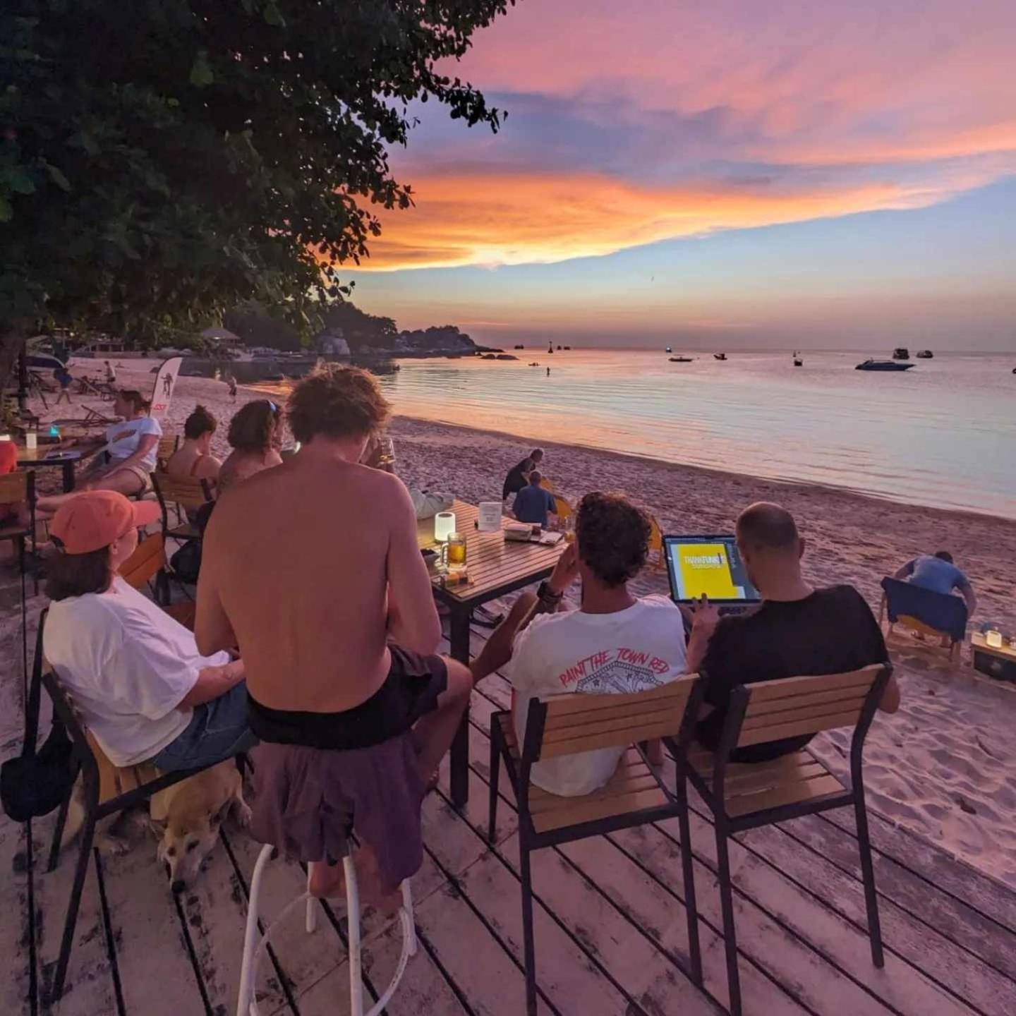 Goodtime Utopia Guesthouse كو تاو المظهر الخارجي الصورة