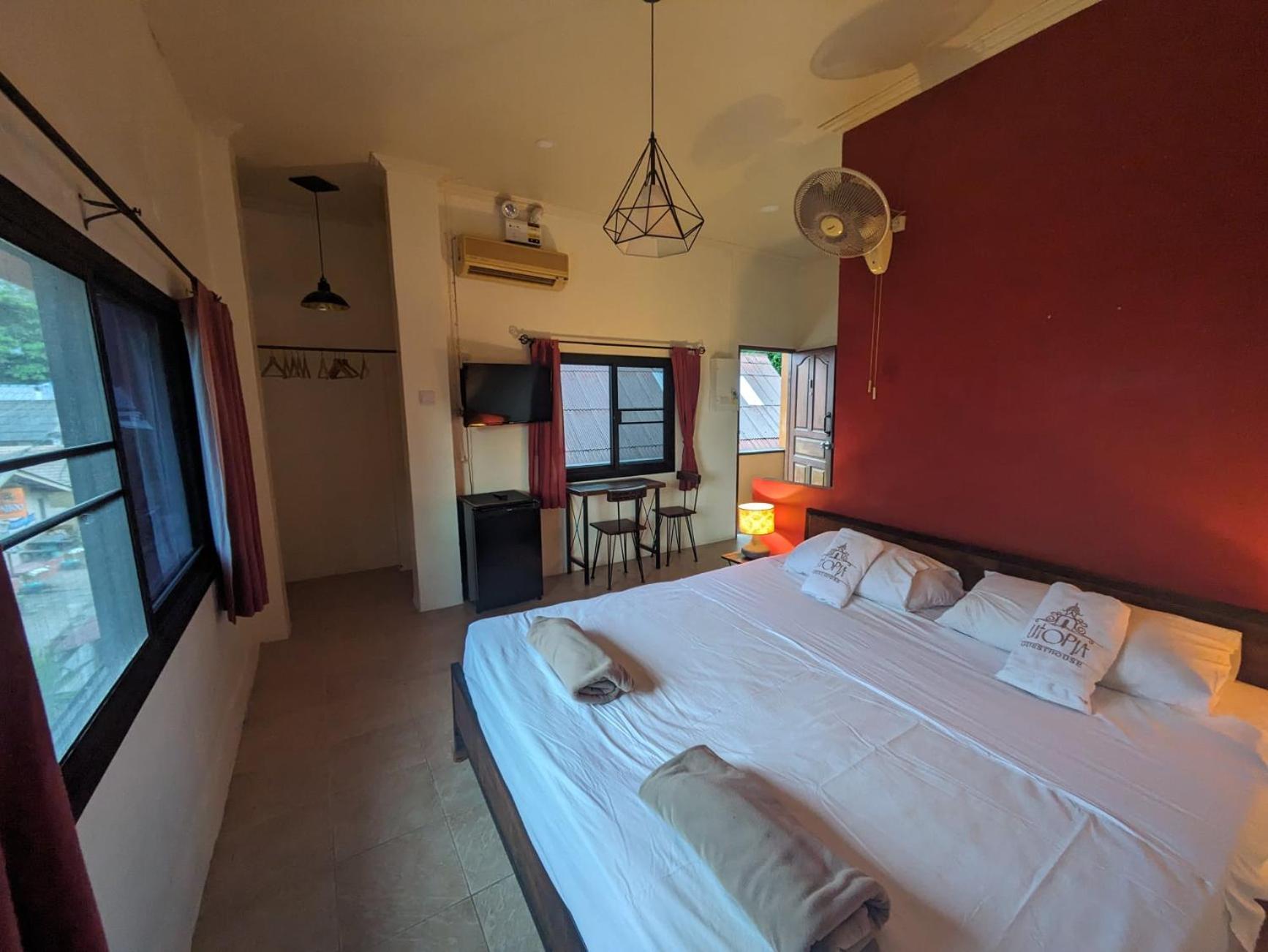 Goodtime Utopia Guesthouse كو تاو المظهر الخارجي الصورة